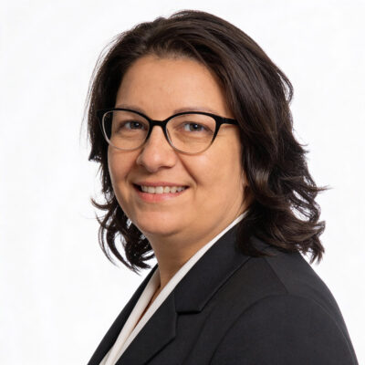 freepik__semiprofile-professional-headshot-on-white-backgro__69118